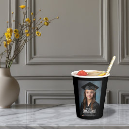 Minimalistische foto 8e klas Afstuderen Papieren Bekers