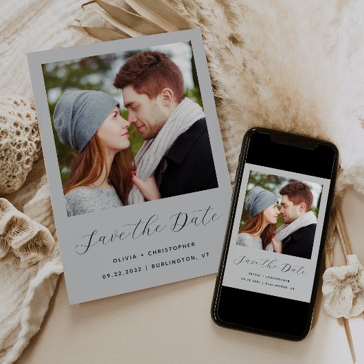 Minimalistische foto bledegrijze script save the date