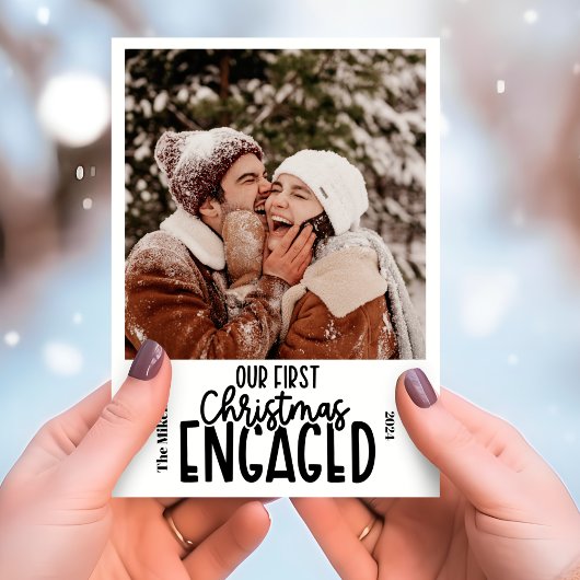 Minimalistische foto eerste kerst verloofd feestdagenkaart
