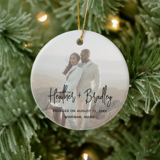 Minimalistische foto moderne eerste kerst keramisch ornament (Boom)