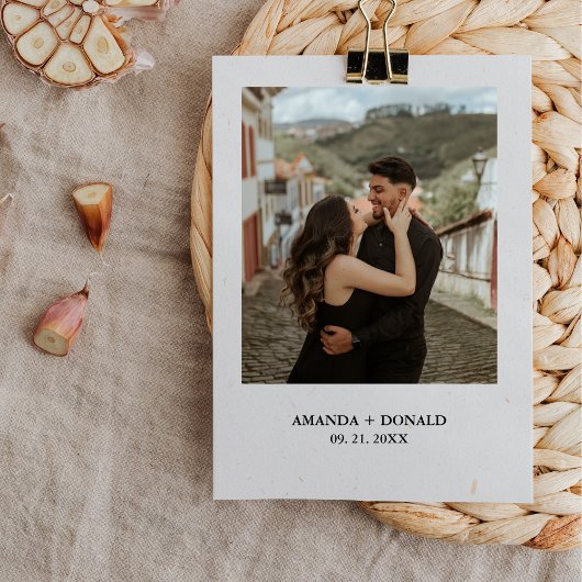 Minimalistische foto Monogram Engagement Party Kaart