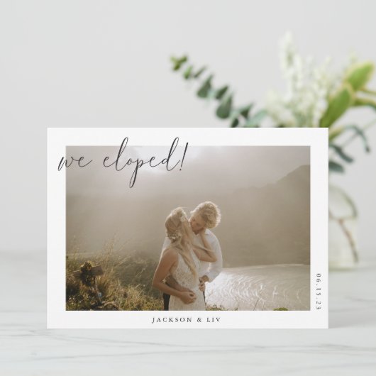 Minimalistische foto-ontsnappingsaankondiging kaart (Staand voorkant)