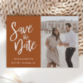Minimalistische foto 'save the date' in verbrande  aankondiging