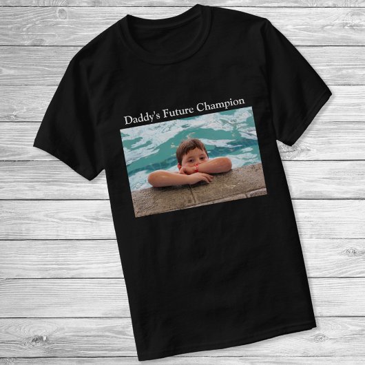 Minimalistische foto van Daddy's Future Champion T-shirt