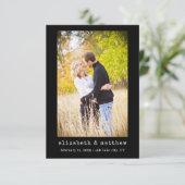 Minimalistische foto Zwart-wit Save the Date Kaart (Staand voorkant)