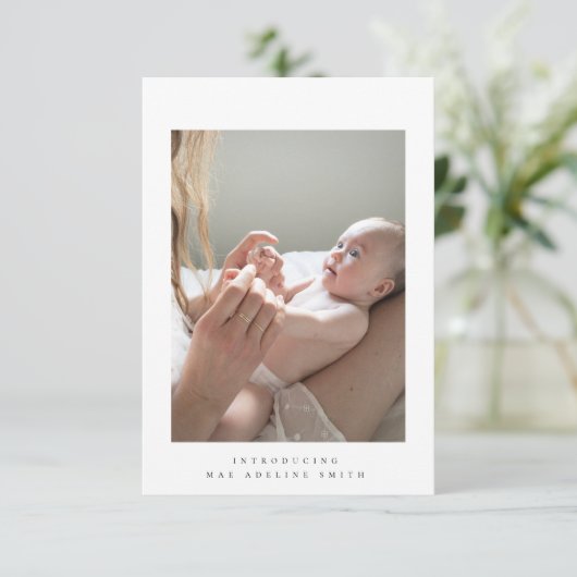 minimalistische geboortekaartje RSVP kaartje (Staand voorkant)