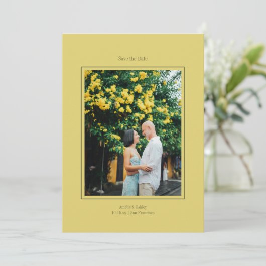 Minimalistische Gele Elegante Trouwfoto op Maat Save The Date (Staand voorkant)
