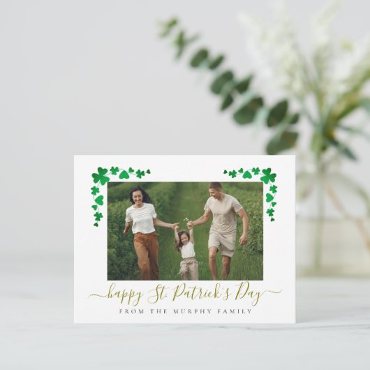 Minimalistische geluksshamrock St. Patrick's Day F Feestdagenkaart (Staand voorkant)