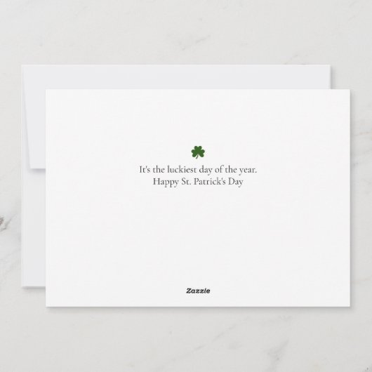 Minimalistische geluksshamrock St. Patrick's Day O Feestdagenkaart (Achterkant)