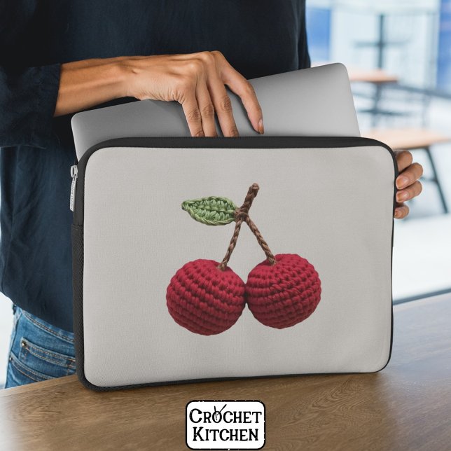 Minimalistische Girly Crochet Red Cherry Summer Fr Laptop Sleeve (Creator heeft geüpload)