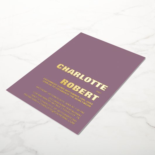 Minimalistische gouden tekst stoffige roze trouwre folie uitnodiging (Gedraaid)