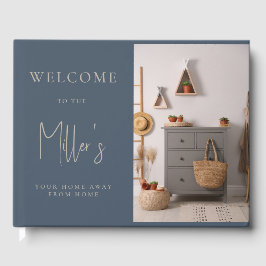 Minimalistische grijze beige Airbnb vakantiehuisje Gastenboek