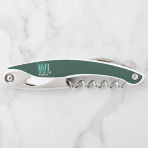 Minimalistische groene gepersonaliseerde monogram kurkentrekker