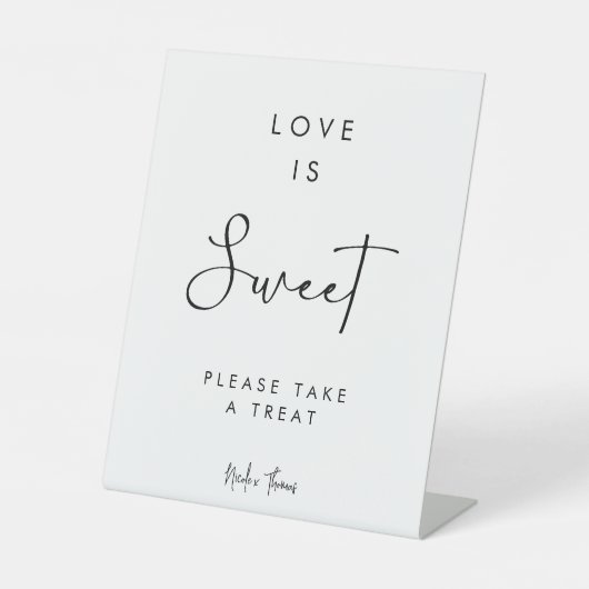 Minimalistische handtekening script liefde is zoet reclamebord met voetstuk (Voorkant)