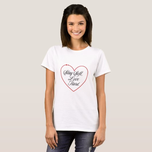 Minimalistische hartlijn kunst T-shirt (Voorkant volledig)