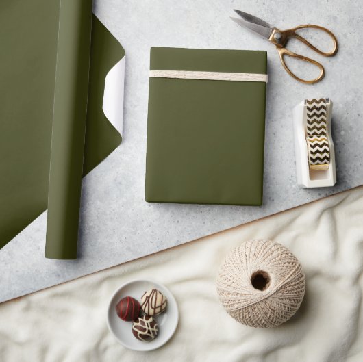 Minimalistische heldere effen camouflagegroen cadeaupapier (Crafts)