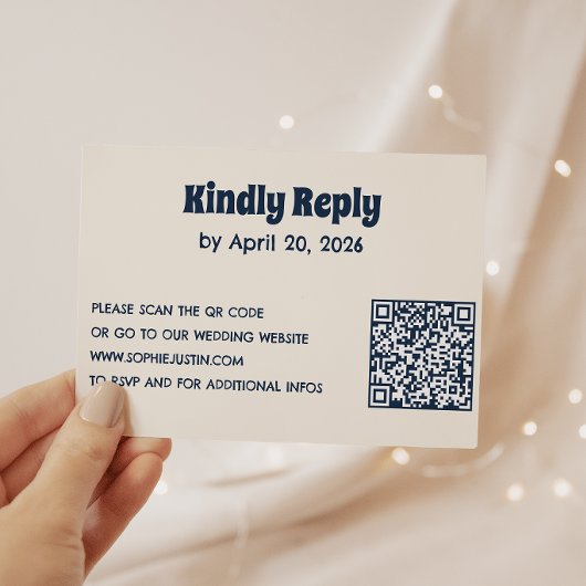 Minimalistische Huwelijks RSVP Kaart met QR Code