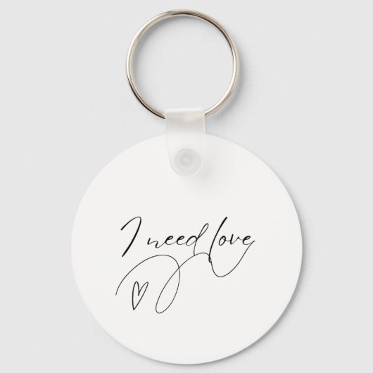 Minimalistische "I Need Love" Sleutelhanger – Esth (Voorkant)