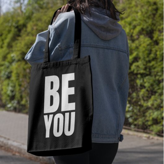 Minimalistische inspirerende quote "WEES JEZELF" Tote Bag