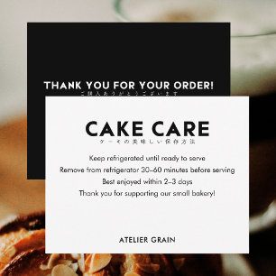 Minimalistische instructies voor cakeverzorging in bedankkaart