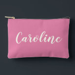 Minimalistische kalligrafie hete roze gepersonalis etui<br><div class="desc">Deze stijlvolle accessoiretas heeft een minimalistisch kalligrafieontwerp met een vette hete roze naam, waarbij eenvoud wordt gecombineerd met levendige kleur. Perfect voor het organiseren van make-up, reisbenodigdheden of het toevoegen van een chic accent aan uw dagelijkse routine. Dit unieke ontwerp maakt het een attent cadeau voor iedereen die van slanke,...</div>