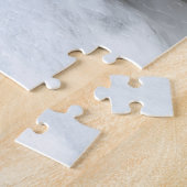 Minimalistische kerstboom met zachte lichten op sn legpuzzel (Zijkant)