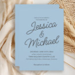 Minimalistische lichtblauw grijs script bruiloft kaart<br><div class="desc">Deze zachte lichtblauwe huwelijksuitnodiging heeft een moderne minimalistische lay-out met sierlijke scriptnamen en eenvoudige bloktekst voor de details van het evenement. De zachte pastelblauwe achtergrond biedt een frisse en luchtige sfeer, ideaal voor bruiloften in het voorjaar of de zomer, kustceremonies of casual tuinevenementen. Elegant en gemakkelijk te personaliseren, dit ontwerp...</div>