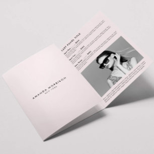Minimalistische luxe boutique pastel roze brochure drieluik kaart