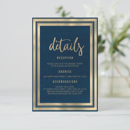 Minimalistische luxe gouden marineblauwe trouwdeta kaart (Staand voorkant)