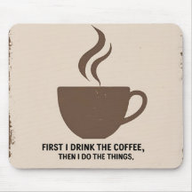 Minimalistische “Maar Eerst, Koffie” Muismat – Sti