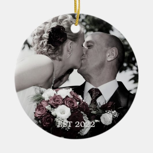 Minimalistische Magnolia Flower Weduwfoto Monogram Keramisch Ornament (Voorkant)