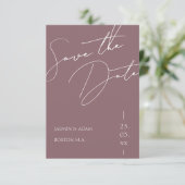 Minimalistische Mauve Paarse Script Typografie Tro Save The Date (Staand voorkant)