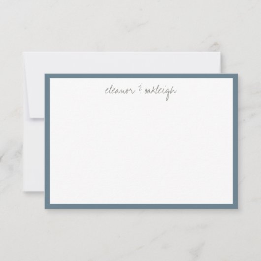 Minimalistische Misty Blue Rand Aangepaste Script Bedankkaart (Voorkant)
