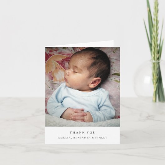 Minimalistische moderne Baby foto gevouwen blanco Bedankkaart (Voorkant)