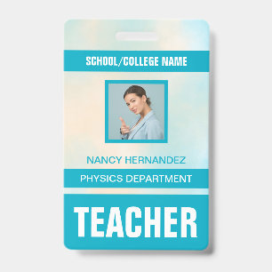 Minimalistische moderne badge met docenten ID kaar