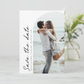 Minimalistische moderne boog foto Save the Date Kaart (Staand voorkant)