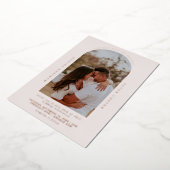 Minimalistische moderne boog foto trouwfeest folie uitnodiging (Gedraaid)