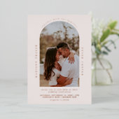 Minimalistische moderne boog foto trouwfeest folie uitnodiging (Staand Voorkant)