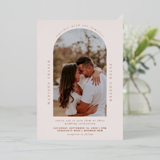 Minimalistische moderne boog foto trouwfeest folie uitnodiging (Staand Voorkant)