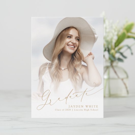 Minimalistische moderne chique script foto Afstude Kaart (Staand voorkant)