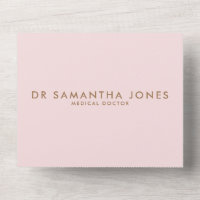 Minimalistische moderne dokter professioneel roze
