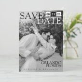 Minimalistische, moderne, elegante zwart-wit foto save the date (Staand voorkant)
