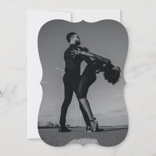 Minimalistische moderne foto inline monogram bruil kaart (Achterkant)