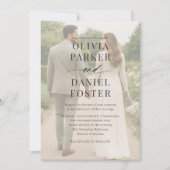 Minimalistische moderne foto overlay bruiloft kaart (Voorkant)