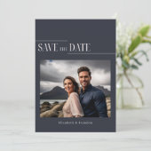 Minimalistische moderne fototrouw  save the date (Staand voorkant)