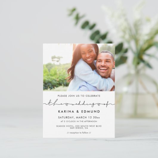 Minimalistische moderne handgeschreven huwelijksui briefkaart (Staand voorkant)