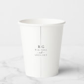 Minimalistische moderne inline monogram bruiloft papieren bekers (Voorkant)