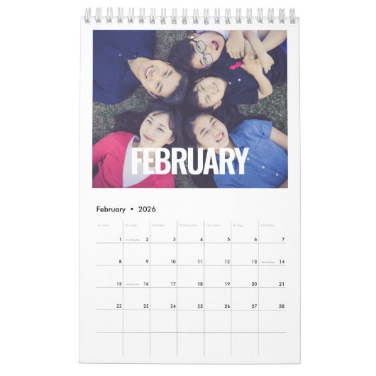 Minimalistische moderne script 2020-familiefoto kalender (Feb 2026)