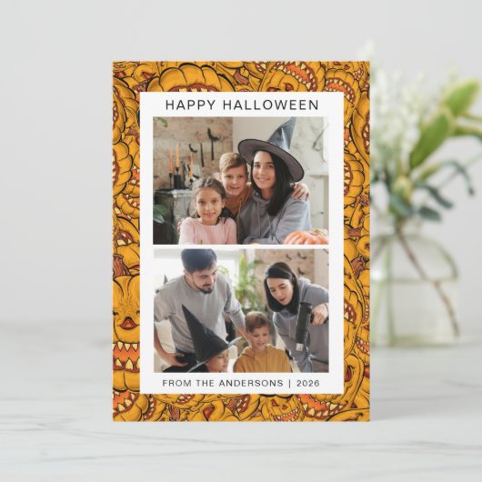 Minimalistische Moderne Spooky Happy Halloween 2 F Feestdagenkaart (Staand voorkant)