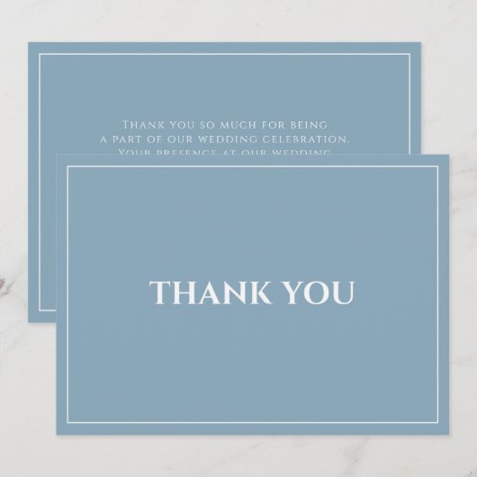 Minimalistische moderne stoffige blauwe platte bed bedankkaart (Voorkant / Achterkant)